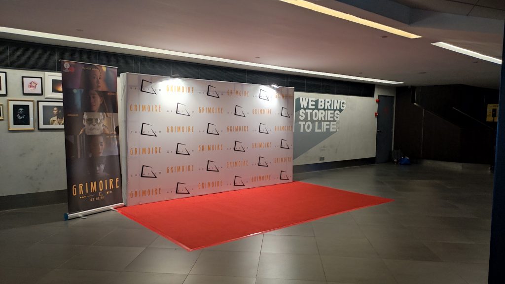 BACKDROP AND CARPET